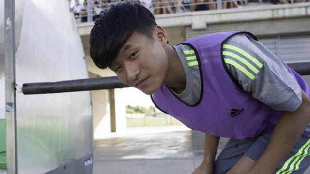 大学生高清女人三级